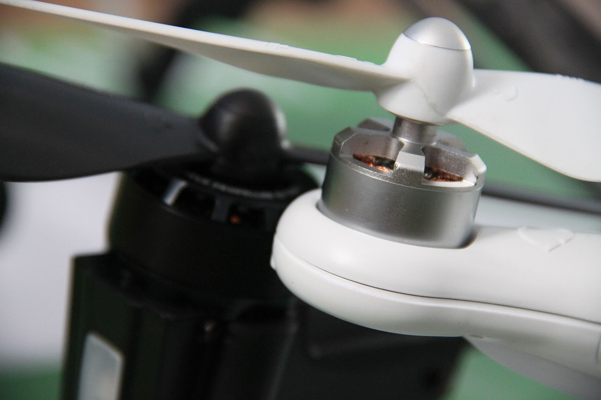 DJI Inspire 1 vs Phantom 2